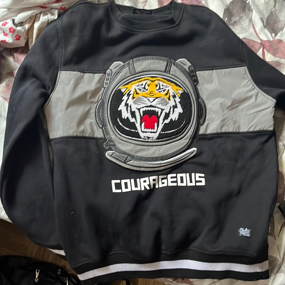 New condition black sweater